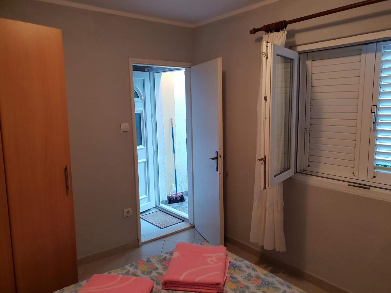 Apartment Miki Herceg Novi Exterior foto
